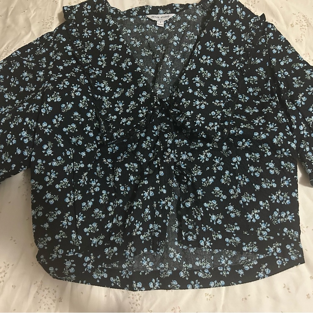 Petite studio Floral top